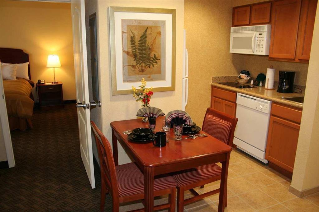 Homewood Suites By Hilton Daytona Beach Speedway-Airport Room photo